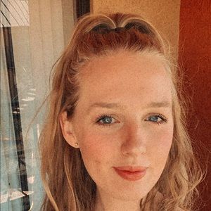 Meet your Posher, Kelsie